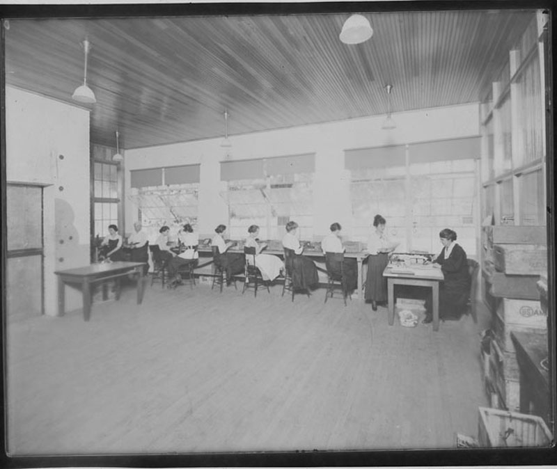 Women Hand-Loading Machine Gun Belts, 1918 (Experimental Ammunition - Belt Loading Room)